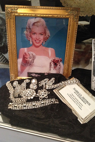 Marilyn's accessories